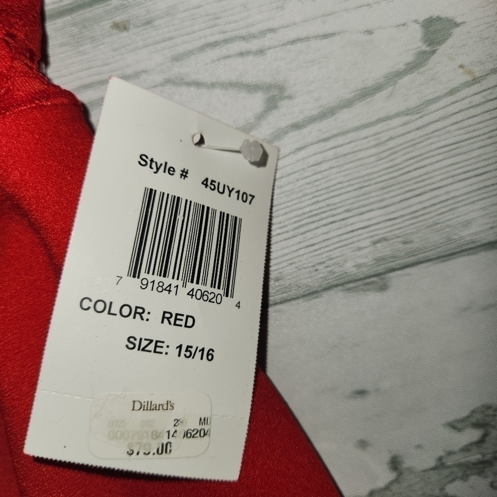 B. Darlin NWT Fit & Flare Lace Dress Size 15/16 Juniors Red - Picture 8 of 11